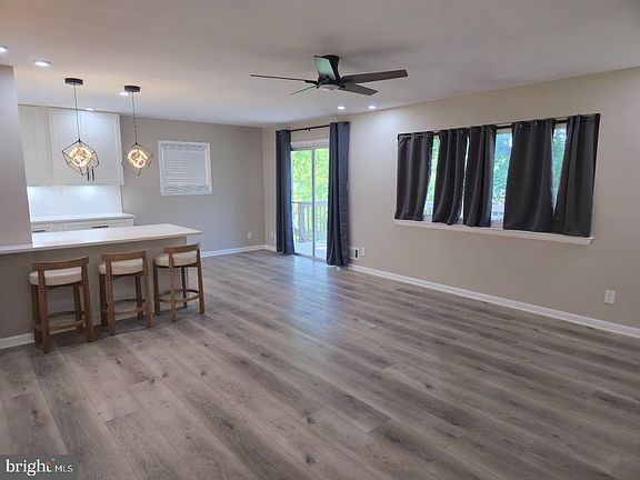 4th image of 6318 Barrs Ln