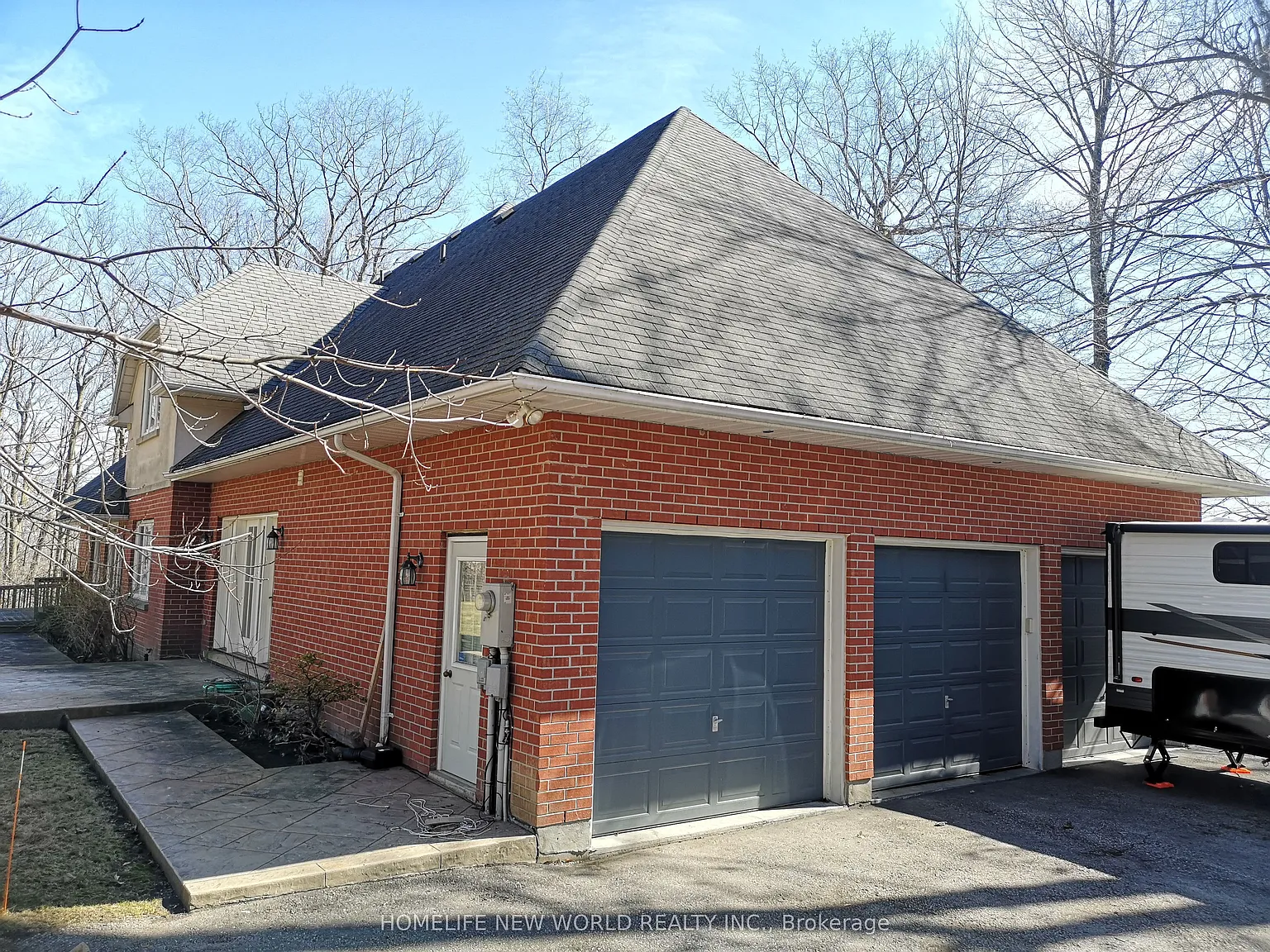 5 bed, $6,000 — Photo 3