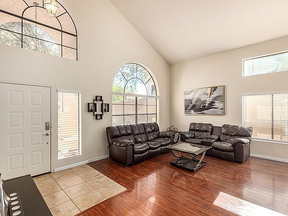 4th image of 2918 N Ivory Ct
