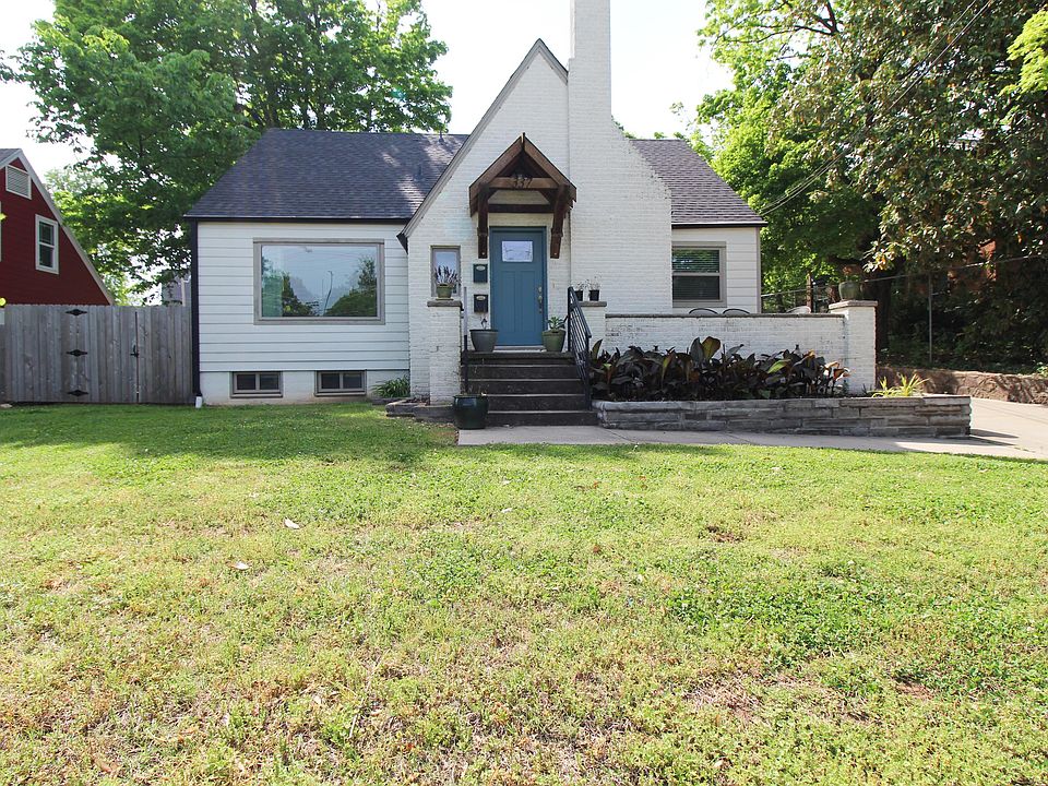 1st image of 337 N Gregg Ave