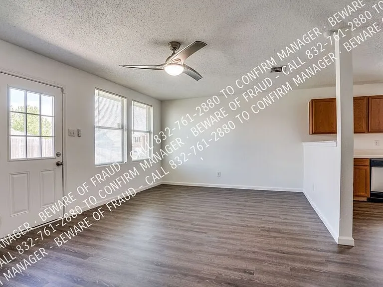 616 Almandora Dr — Photo 16