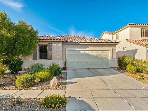 2nd image of 4340 Desert Haven Ave