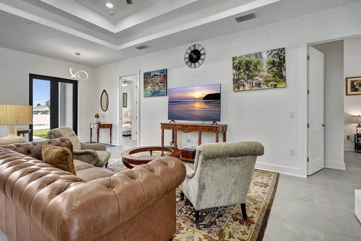 4 bed, 3.0 bath, 1915 sqft, $5,924 — Photo 2