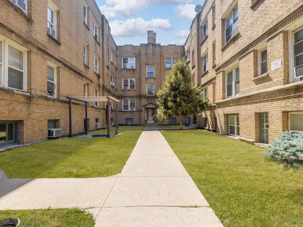 1703 W Wallen Ave APT 3C, Chicago, IL 60626