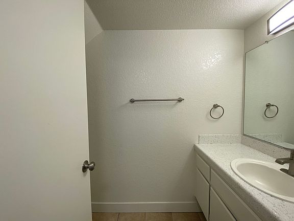 5th image of 3114 Via Merde