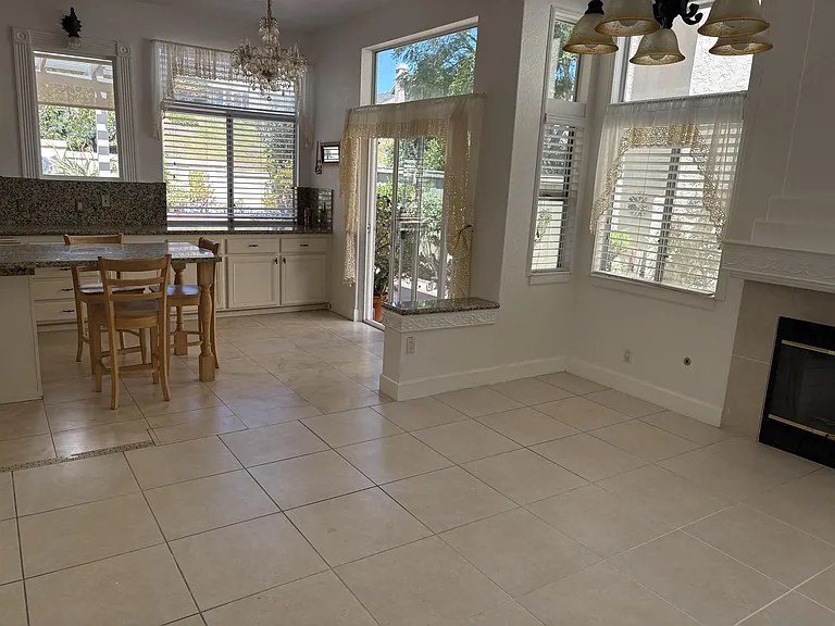 17972 Pueblo Vista Ln — Photo 11