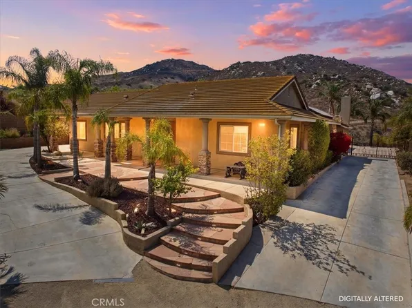 512 Draft Horse Pl, Norco, CA 92860