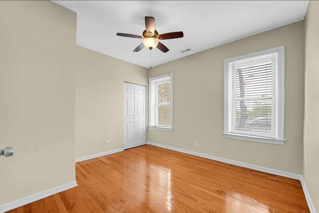 3 bed, 1324 sqft, $1,850 — Photo 2