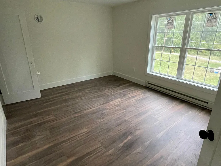 Redwood Ln — Photo 6