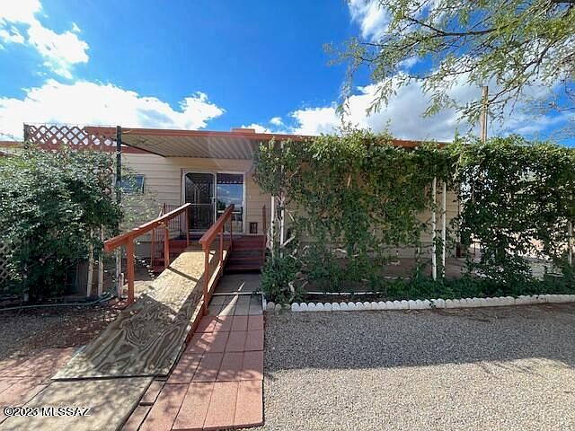 1st image of 5152 S San Fernando Ave