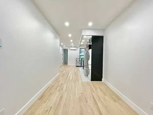 Rented by Doorway NYC, LLC | media 12