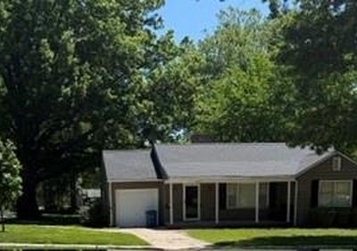 6701 Roe Ave, Prairie Village, KS, 66208