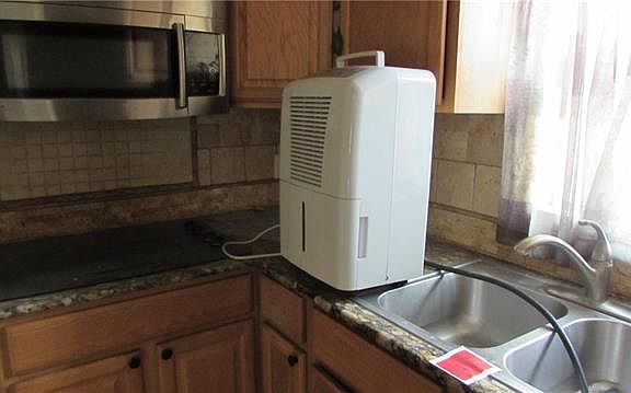 4th image of 1000 Brown Dr