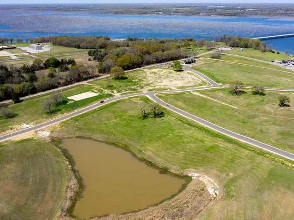 22 Mistwood Ln, Dodd City, TX 75438