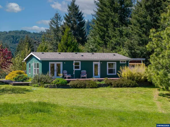 26586 Fudge Rd, Alsea, OR 97324