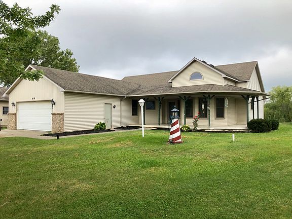 3rd image of 5118 Lake Shore Dr