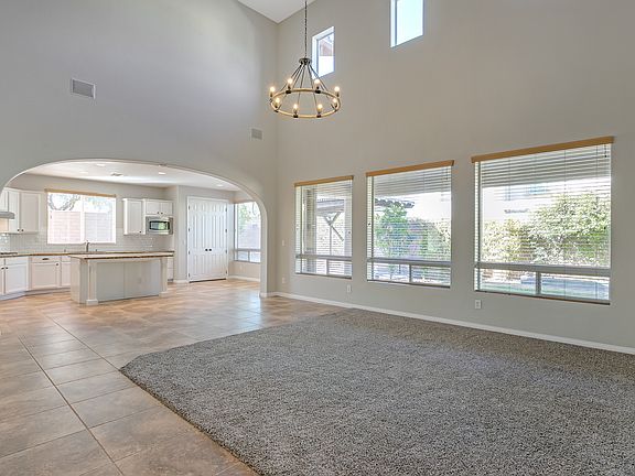 3rd image of 8594 Benidorm Ave