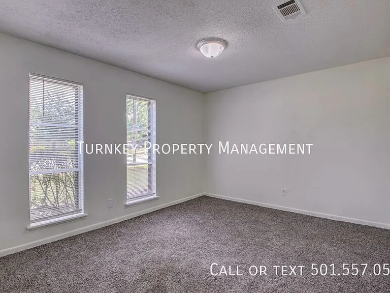 1301 Stafford Rd — Photo 6