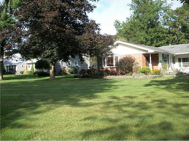 2nd image of 4565 E Overlook Dr