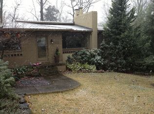 1975 Hickory Rd, Vestavia Hills, AL 35216