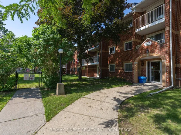 573 Armstrong Rd #206, Kingston, ON K7M 8J8