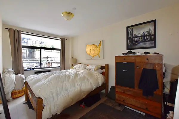 Rented by REAL New York | media 11