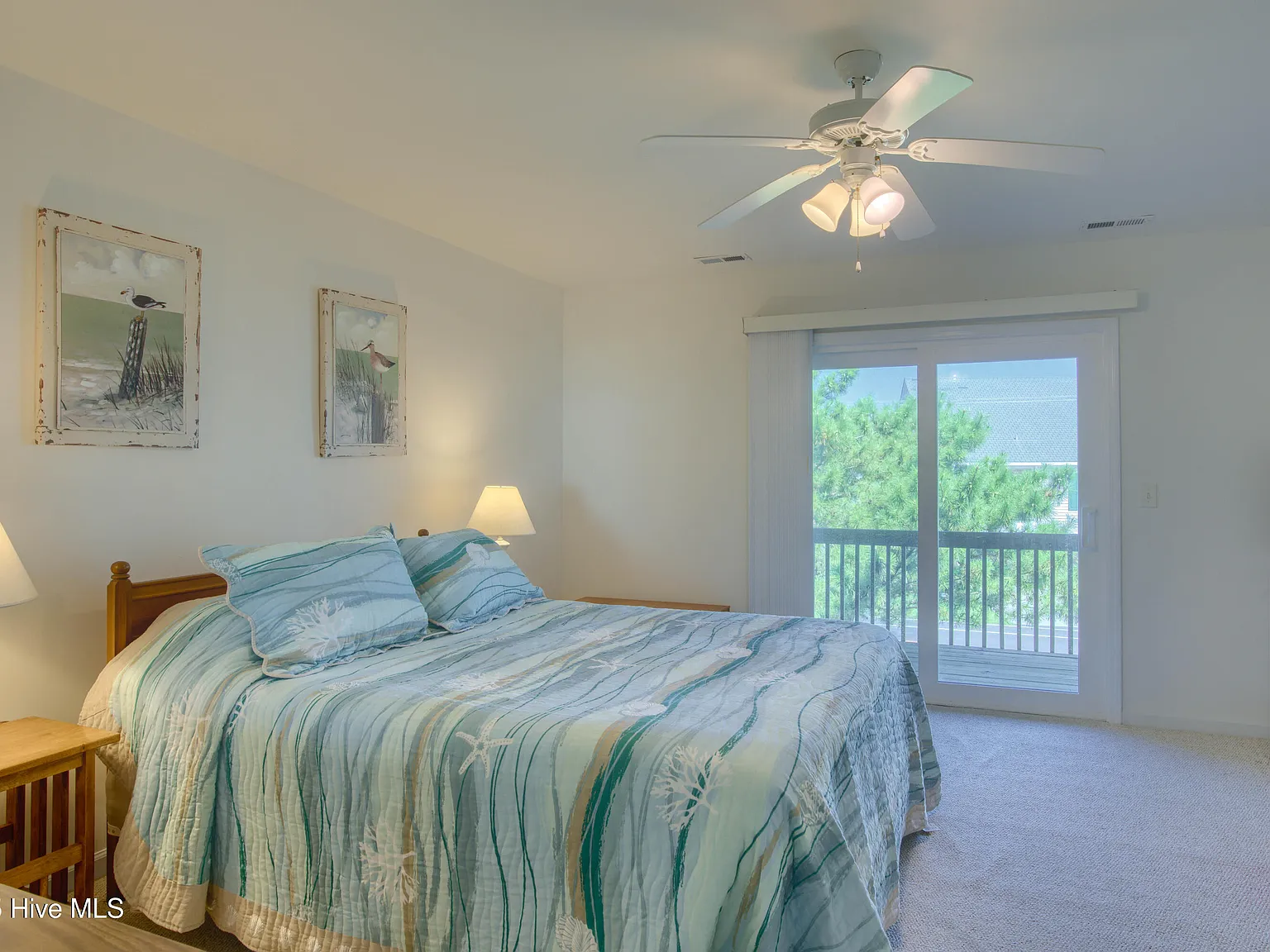 3 bed, 3.0 bath, $2,300 — Photo 4