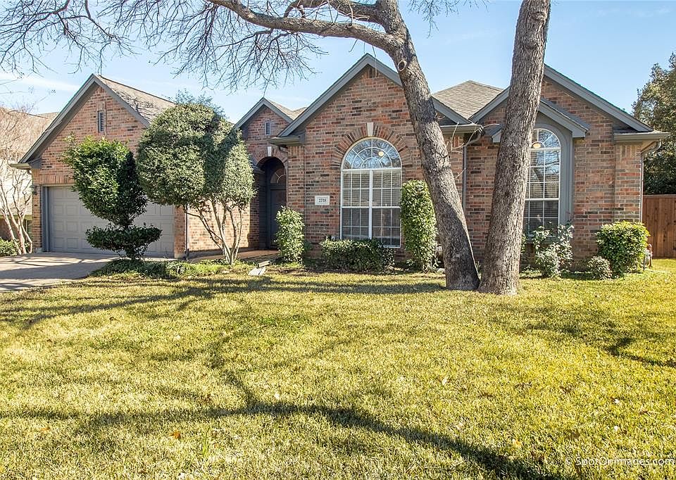 1st image of 2718 Pinehurst Dr
