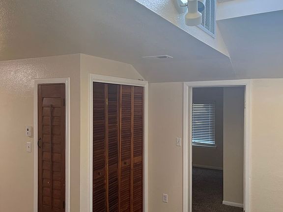 4th image of 4301 S Delaware St #5