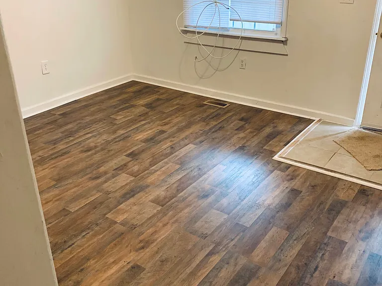 2124 Queen St #2124 — Photo 6