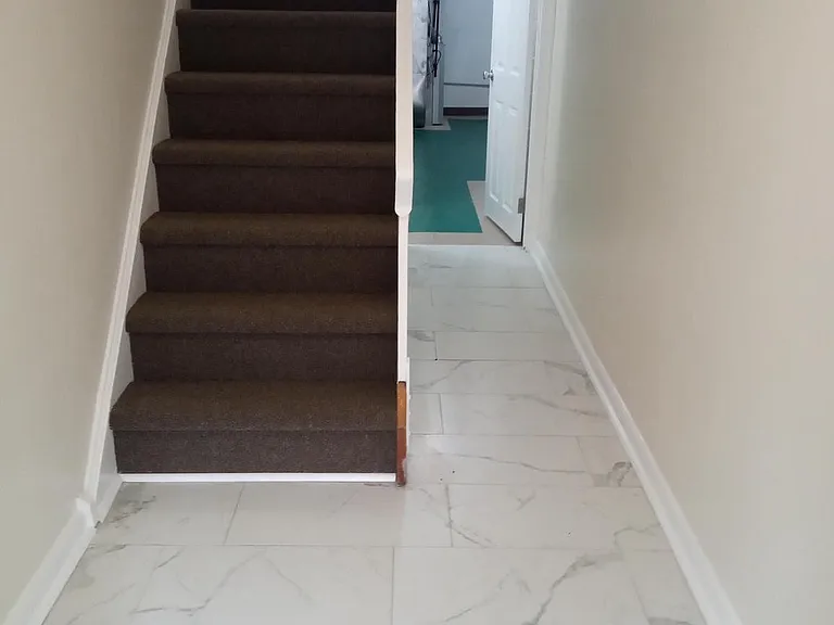58 Suburban Ln — Photo 2