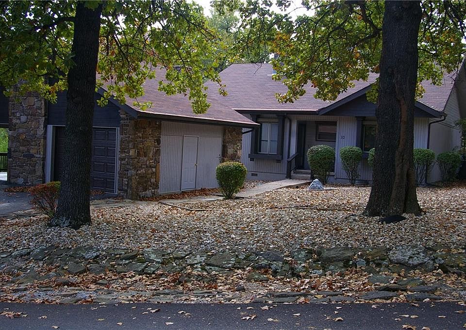 1st image of 10 Lunsford Ln
