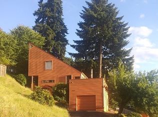 3530 Onyx St, Eugene, OR 97405