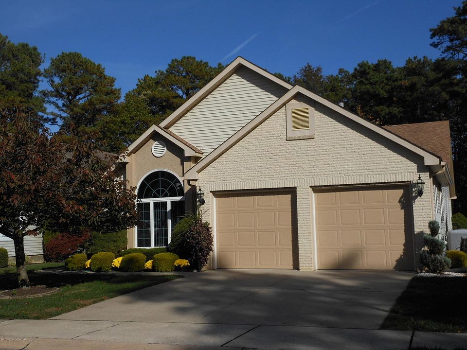 1st image of 2187 Beltane Rd