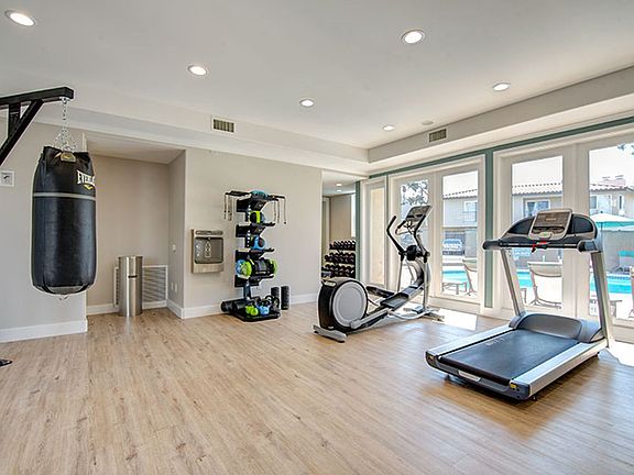 4th image of 2600 Kremeyer Cir #90-05