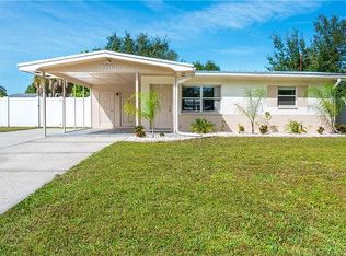 6060 Francis Dr, Apollo Beach, FL 33572