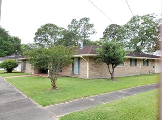 251 N 6th St, Eunice, LA 70535