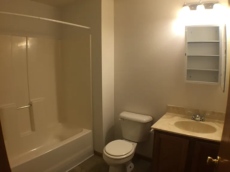 127 Dorset Ct — Photo 33