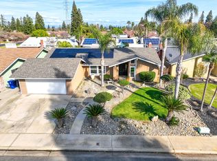 375 Laverne Ave, Clovis, CA 93611