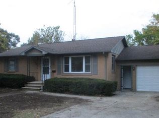 609 E Prairie Ronde St, Dowagiac, MI 49047