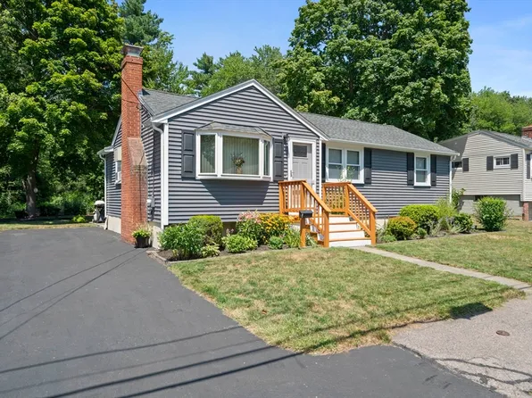 38 Roseen Rd, Holbrook, MA 02343