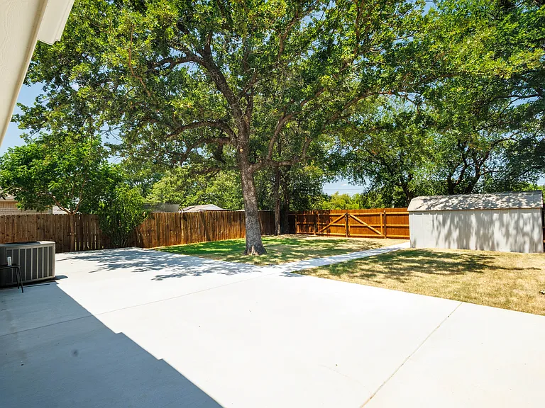 3304 Teasbend Ct — Photo 27