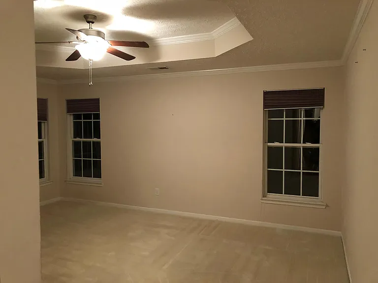 808 Waterloo Ct — Photo 9