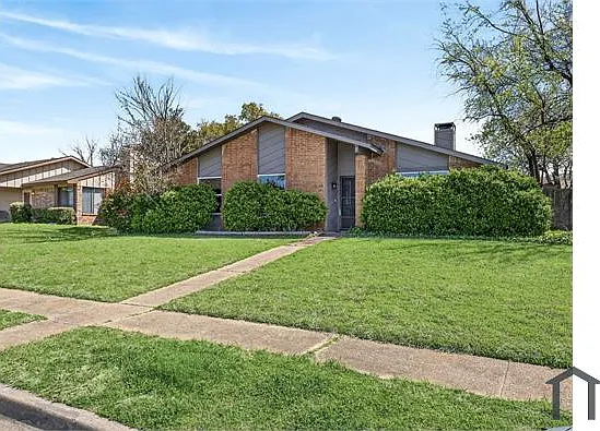 3808 Glover Dr — Photo 2