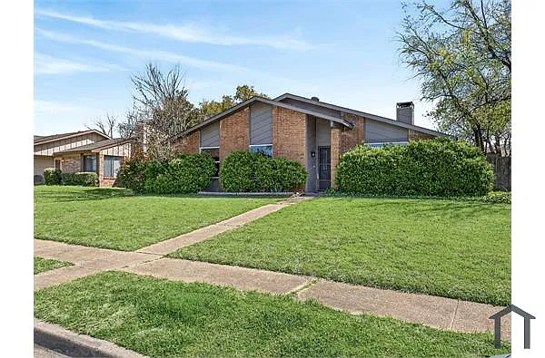 Building Photo - 3808 Glover Dr