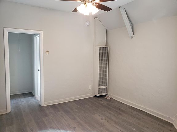3rd image of 1164 S Clark Dr APT 3