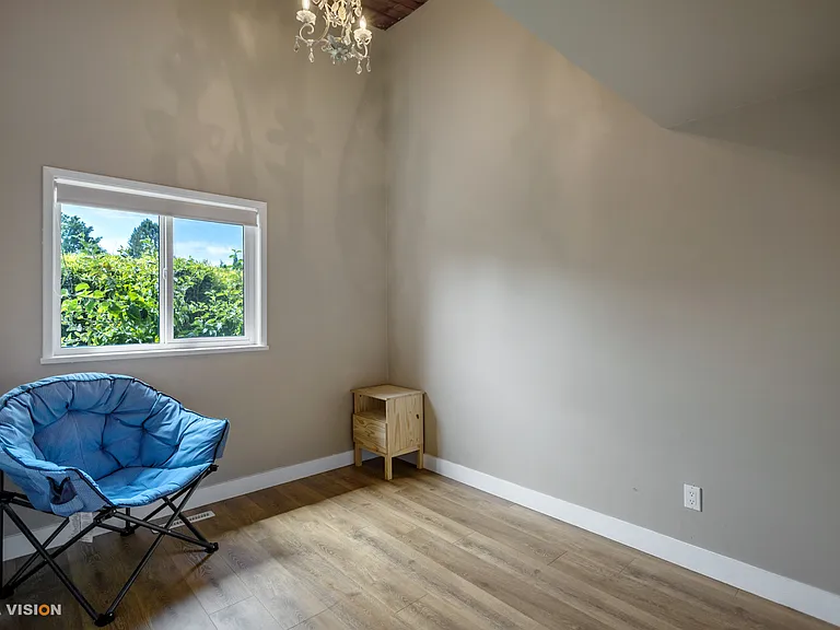 1630 Balmoral Ave — Photo 16