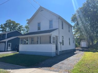 26 Knight St, Glens Falls, NY 12801