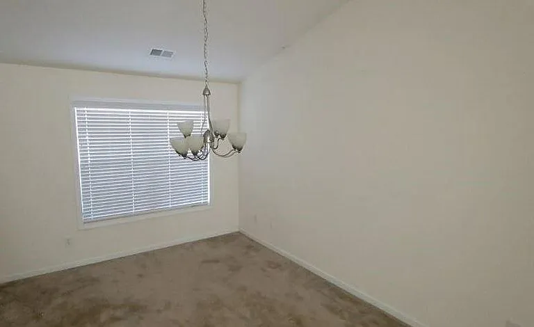 1935 Winnstead Pl — Photo 5