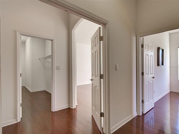 4th image of 24103 Robinwood St